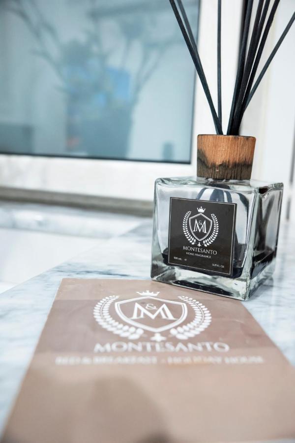 Montesantogroup Apartments Napoli Esterno foto